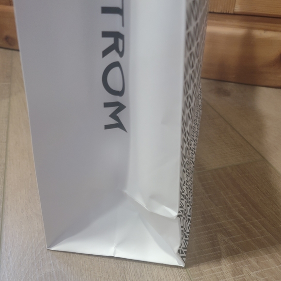 NWT Nordstrom Gift Wrap Set Box and Bag - Picture 12 of 12